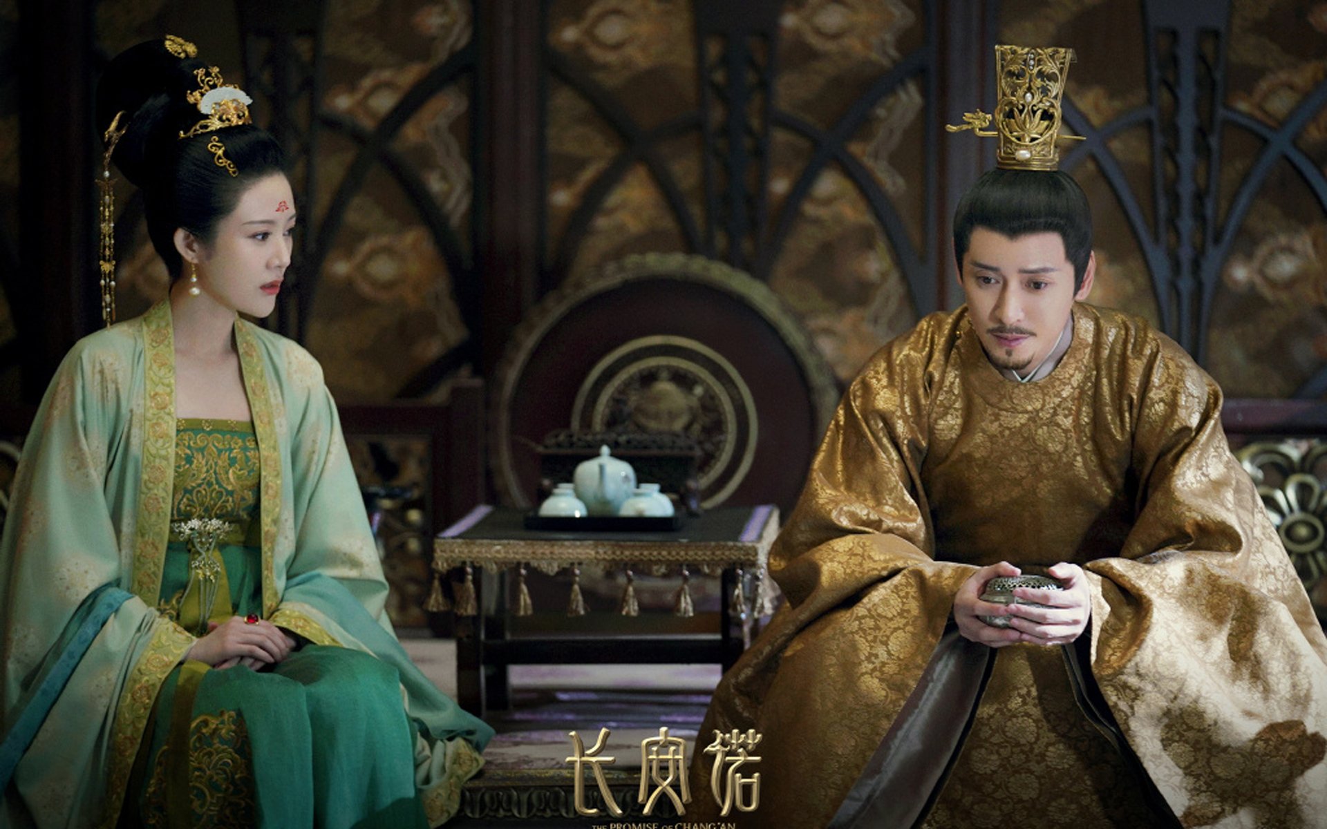 “中超联赛季中转会窗口开启,豪门抢人激烈”,中超转会期时间