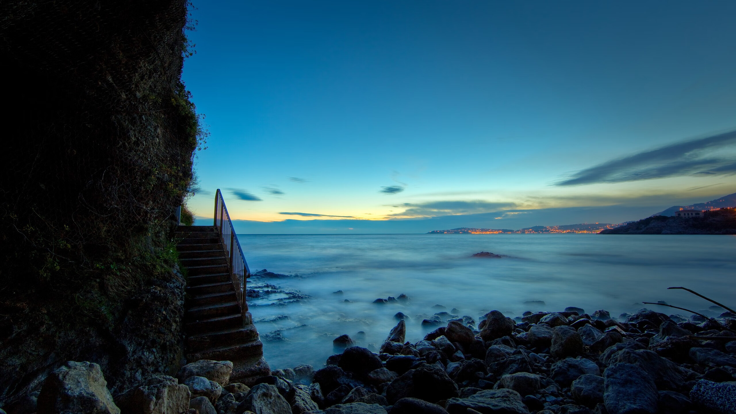 “乔丹的威严：篮球之神的职业生涯巅峰”，乔丹是篮球界最强吗