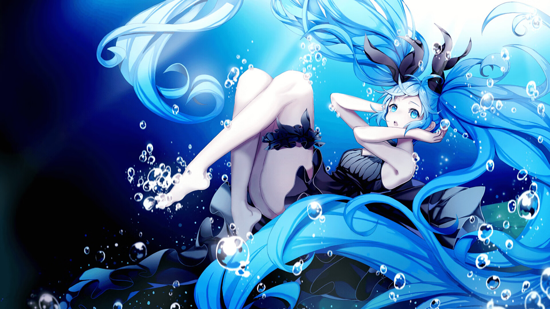 爱游戏官方-各种主题电竞展览轮番上阵，粉丝热情高涨，电竞展览策划书