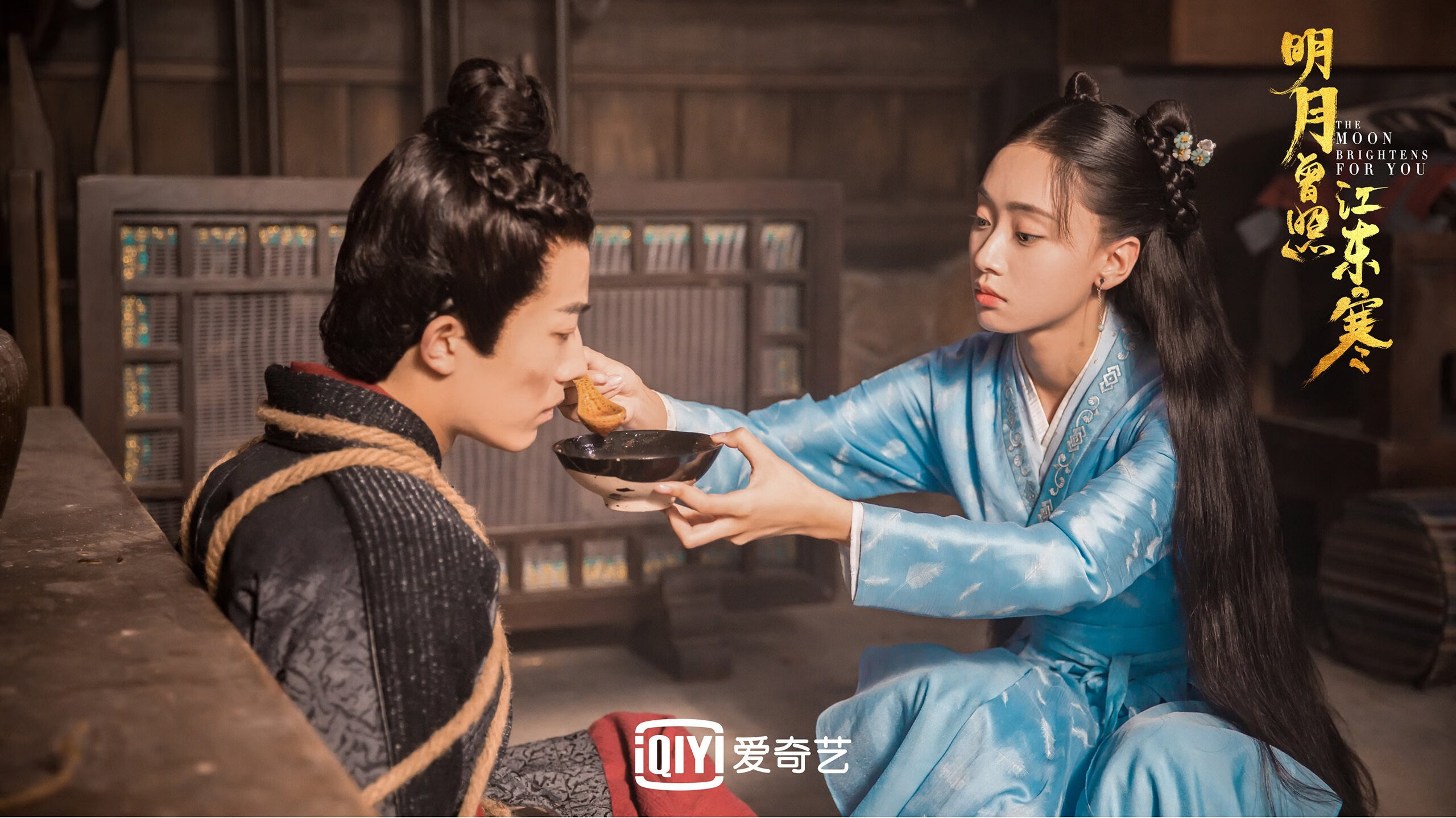 爱游戏体育app-德甲：裁判判罚争议引发球迷热议，西甲裁判