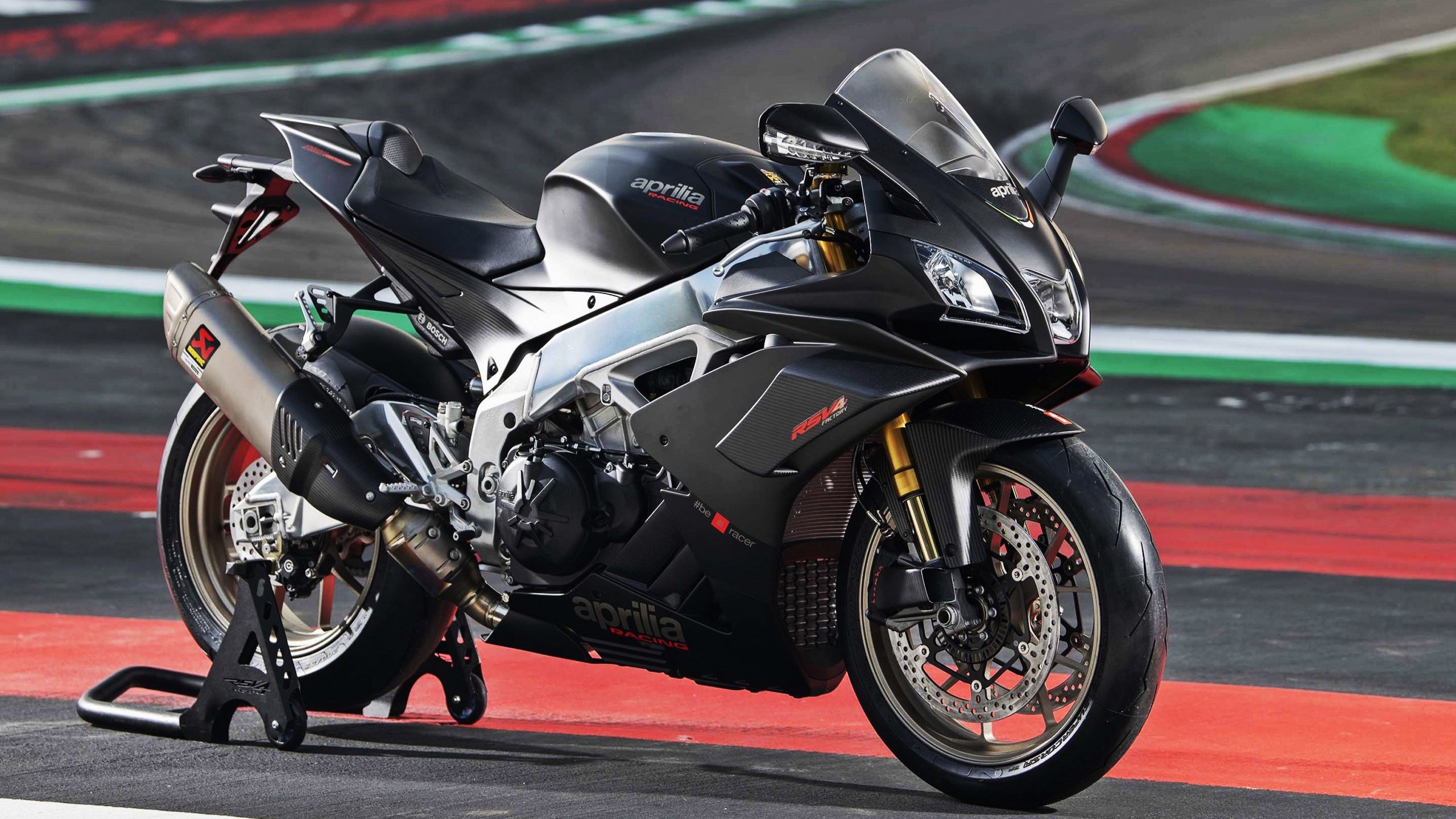 AYX体育-阿德里尔森从里昂回归博塔弗戈，助力球队夺冠，阿德里安cba