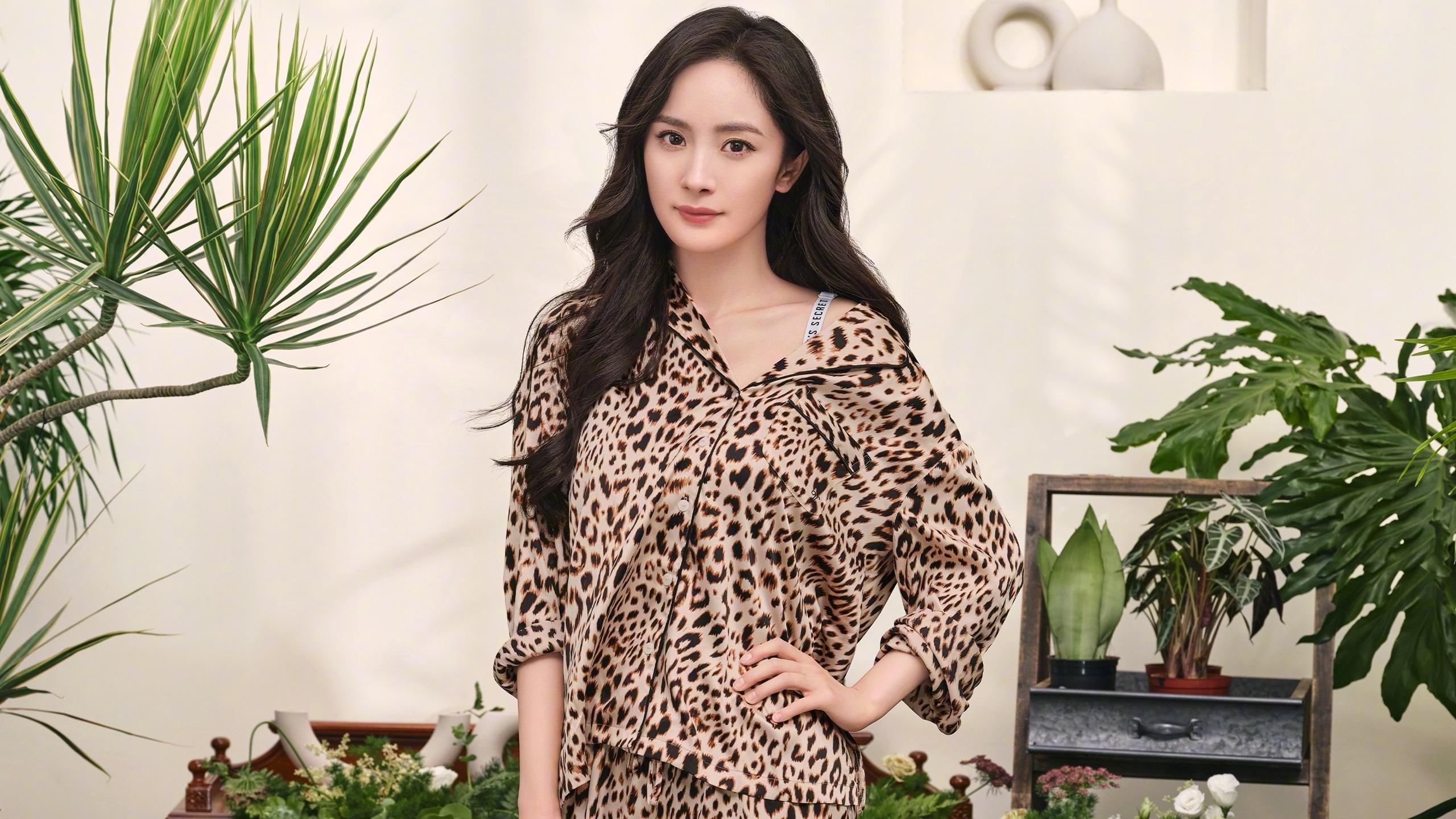 爱游戏-佛罗伦萨球员集体续约，为球队未来奠定基石，佛罗伦萨队吧