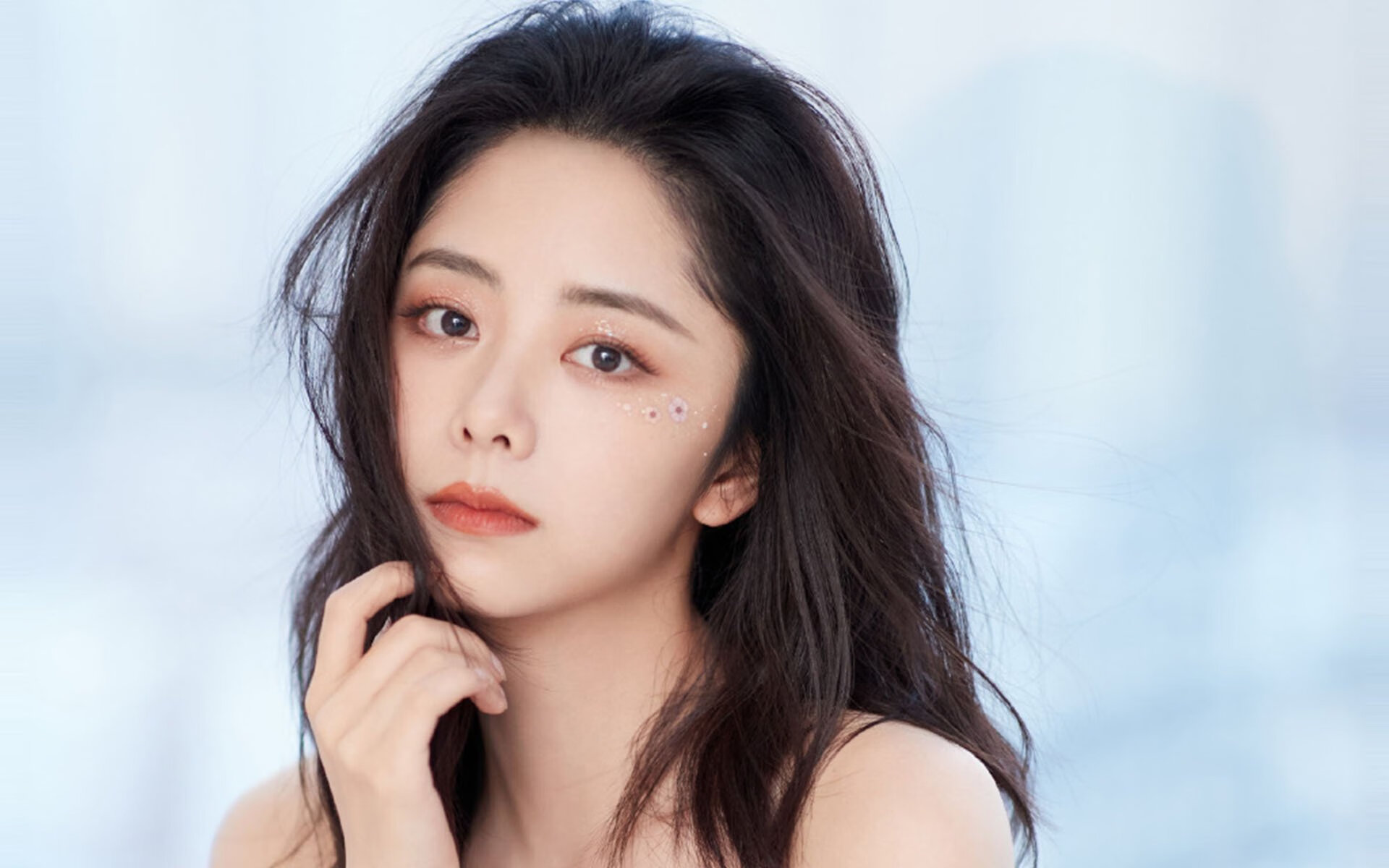 皇家马德里客场逆转胜瓦伦西亚,提升积分排名,皇家马德里对埃瓦尔聚胜顽球汇