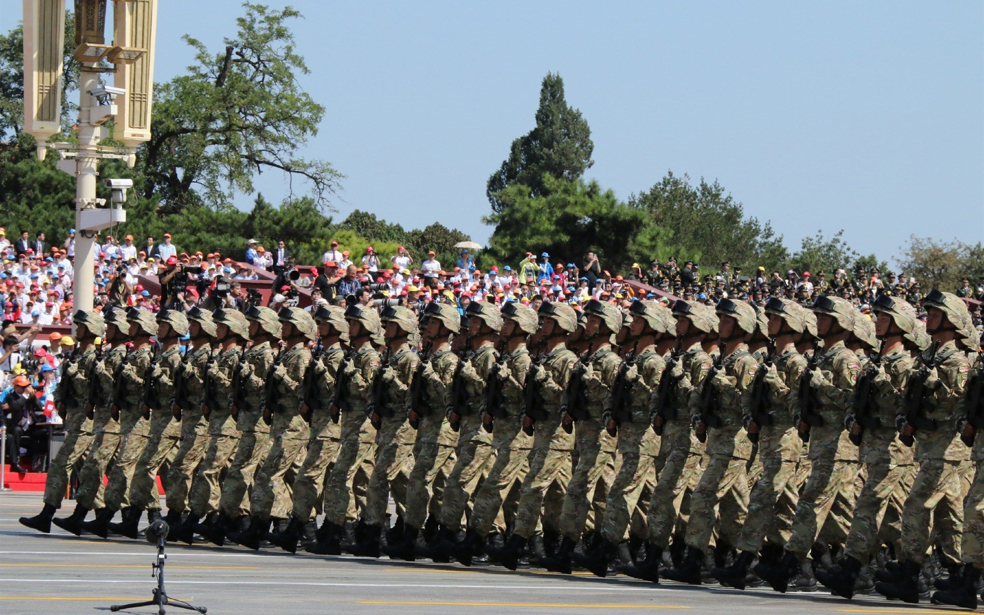 爱游戏体育平台-英格兰队在欧洲杯半决赛中2-1击败荷兰，晋级决赛，欧州杯半决赛英格兰对丹麦