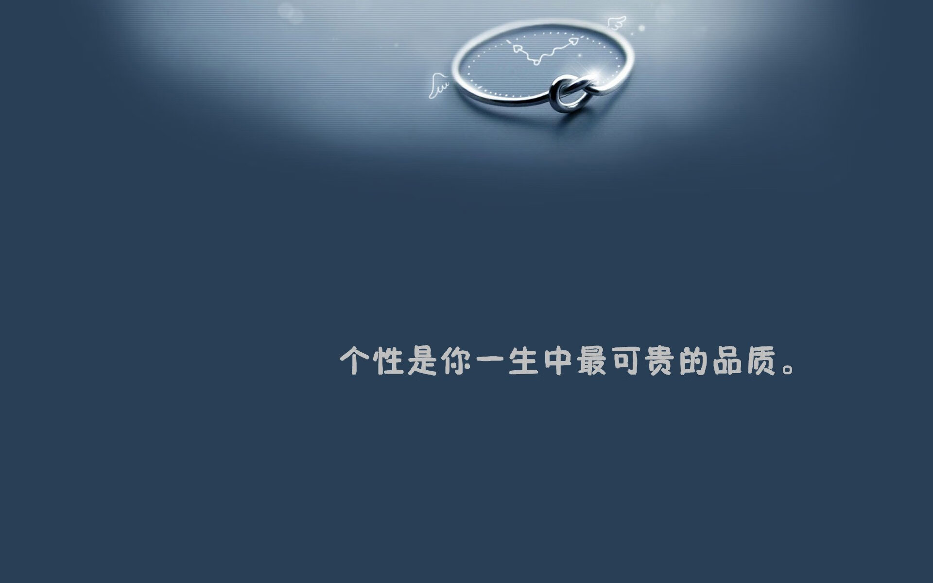 亚历克斯·格林伍德在橄榄球锦标赛中发挥出色,成为防守新星,亚历克斯-格林伍德