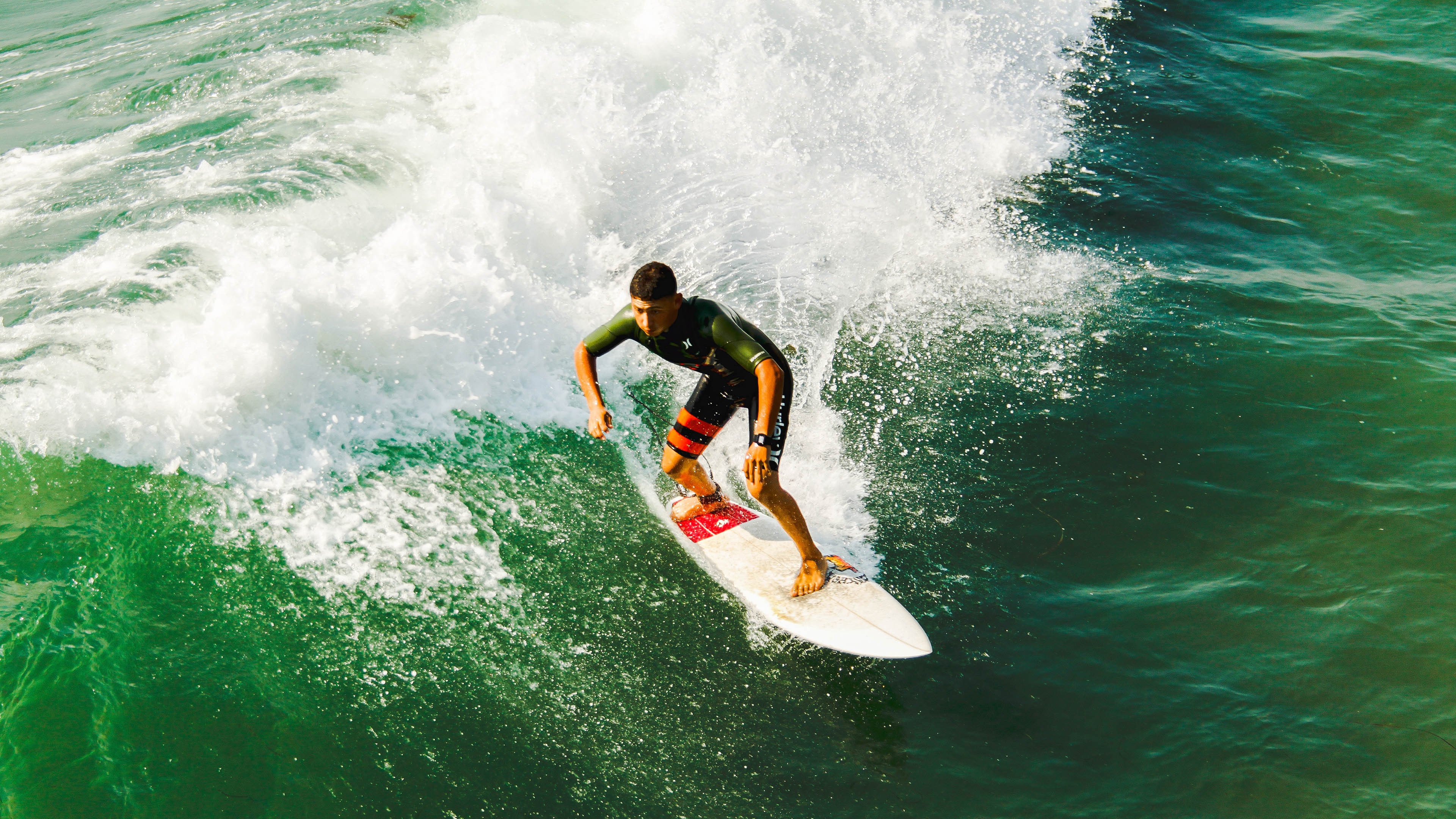 爱游戏平台-欧洲杯绝美瞬间：战术配合带来的视觉盛宴，欧洲杯详解