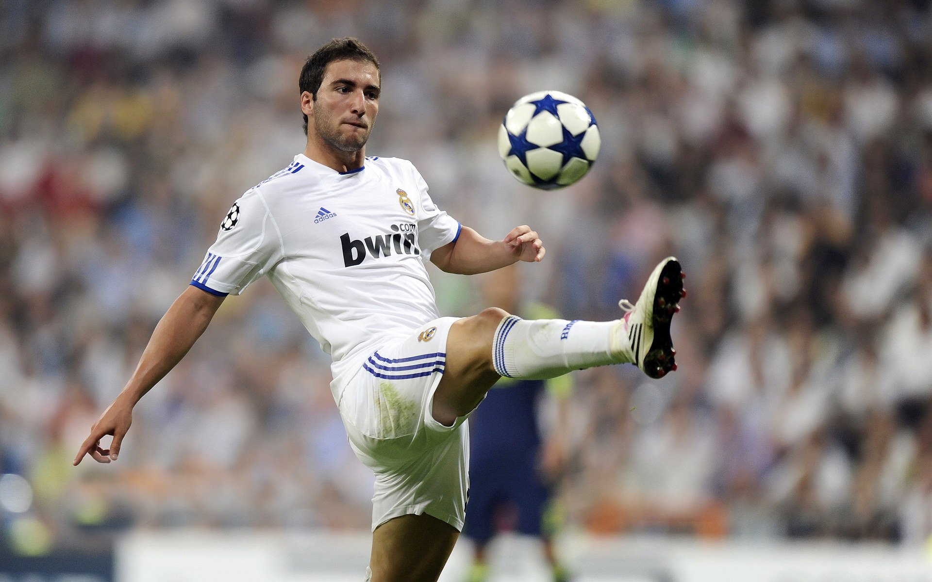 冲刺划频提升率：中德选手更保守？